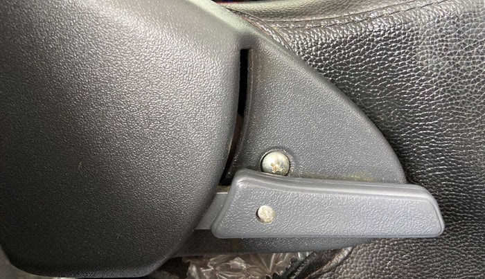 2018 Maruti Alto 800 LXI, Petrol, Manual, 7,723 km, Driver Side Adjustment Panel