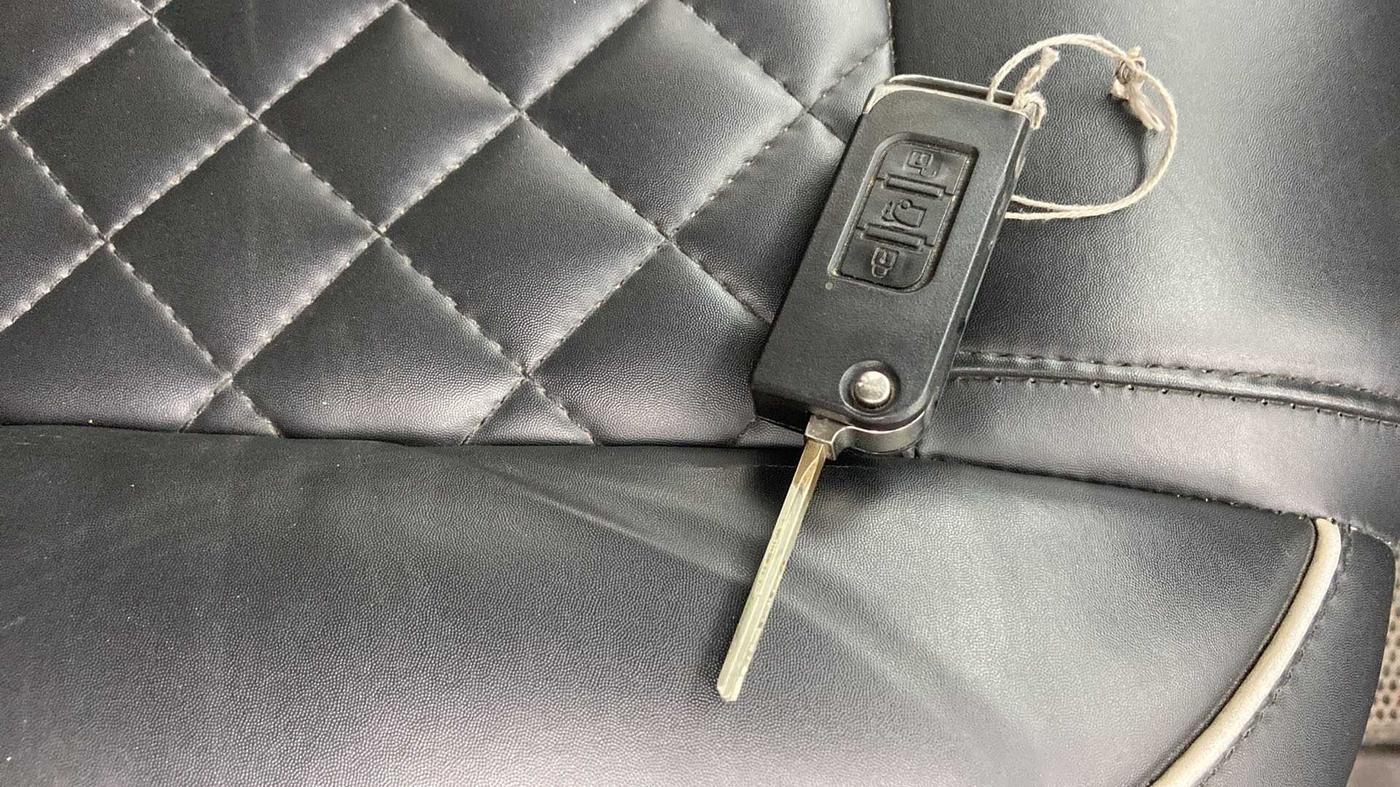 2019 Mahindra XUV500 W5, Diesel, Manual, 55,953 km, Key Close Up