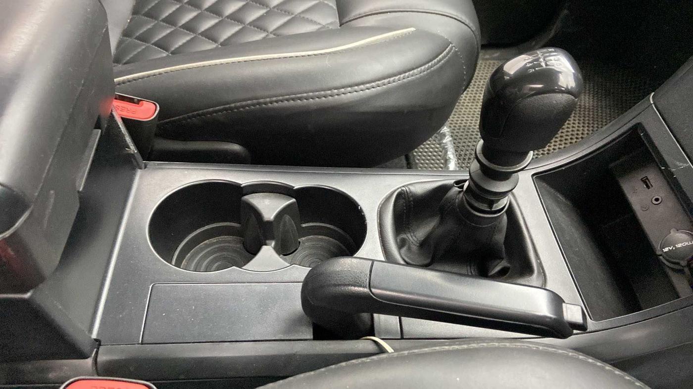 2019 Mahindra XUV500 W5, Diesel, Manual, 55,953 km, Gear Lever
