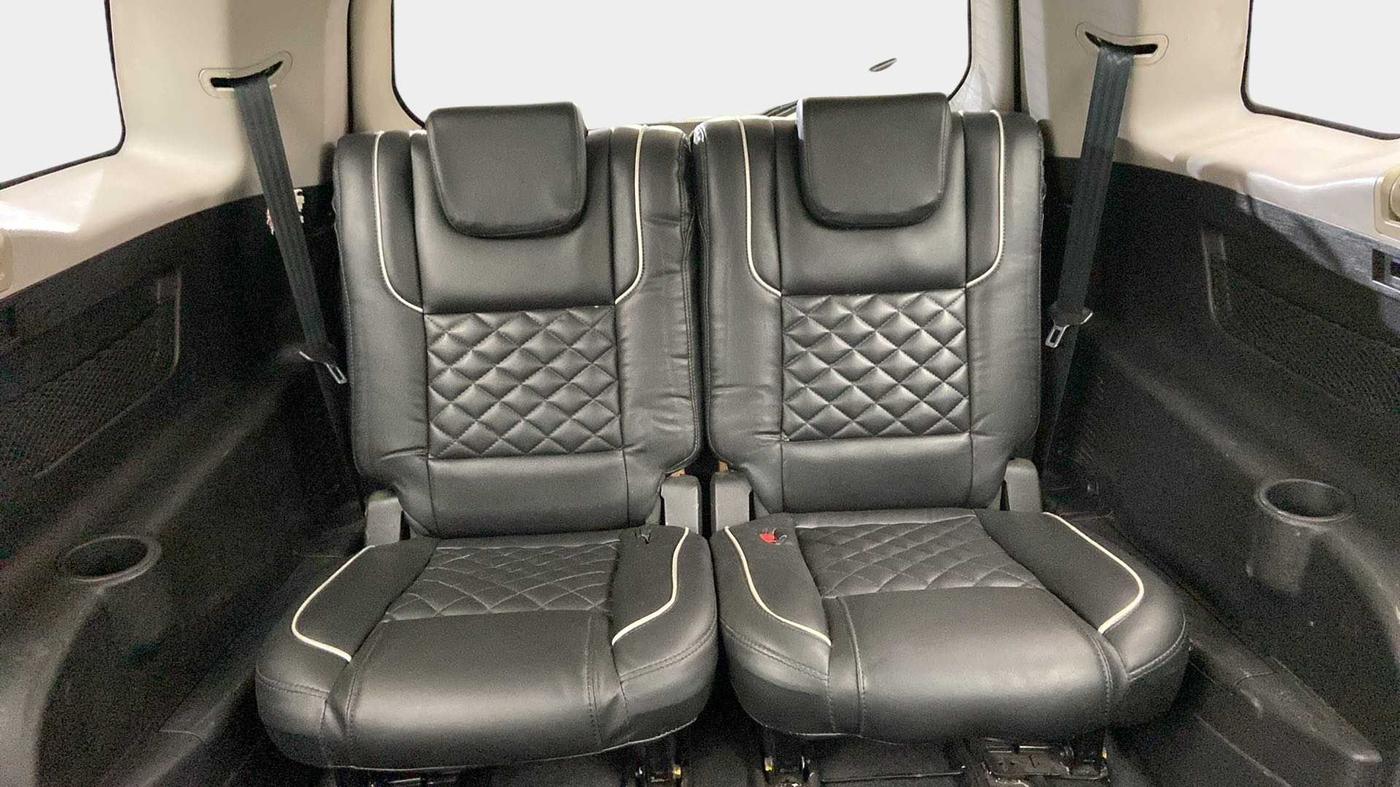 2019 Mahindra XUV500 W5, Diesel, Manual, 55,953 km, Third Seat Row ( optional )
