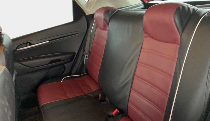 2021 KIA SONET HTK PLUS 1.2, Petrol, Manual, 36,155 km, Right Side Rear Door Cabin