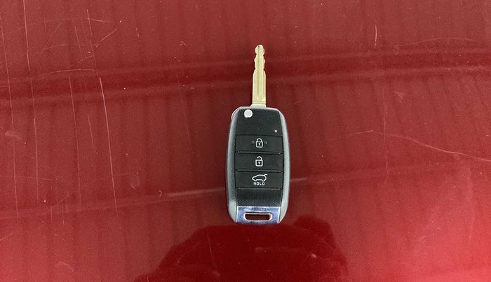 2021 KIA SONET HTK PLUS 1.2, Petrol, Manual, 36,155 km, Key Close Up