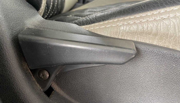 2017 Tata Tiago XTA PETROL, Petrol, Automatic, 49,282 km, Driver Side Adjustment Panel