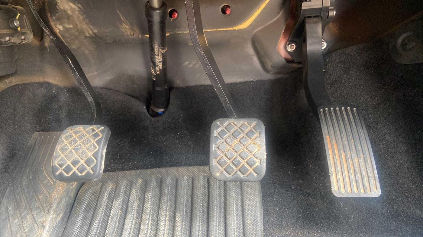2020 MG HECTOR PLUS SHARP 1.5 PETROL TURBO HYBRID MT 6-STR, Petrol, Manual, 18,683 km, Pedals