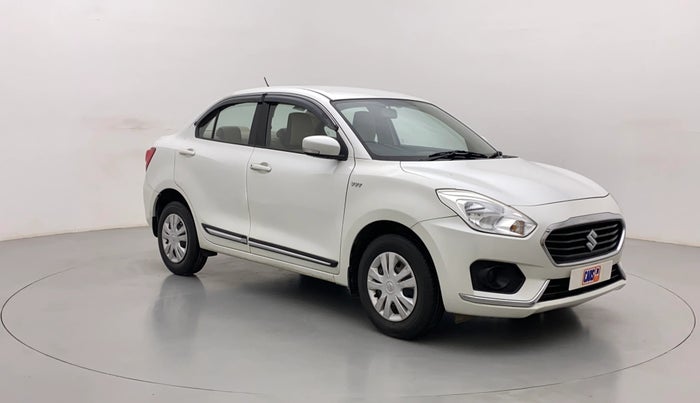 2017 Maruti Dzire VXI AMT, Petrol, Automatic, 31,716 km, Right Front Diagonal