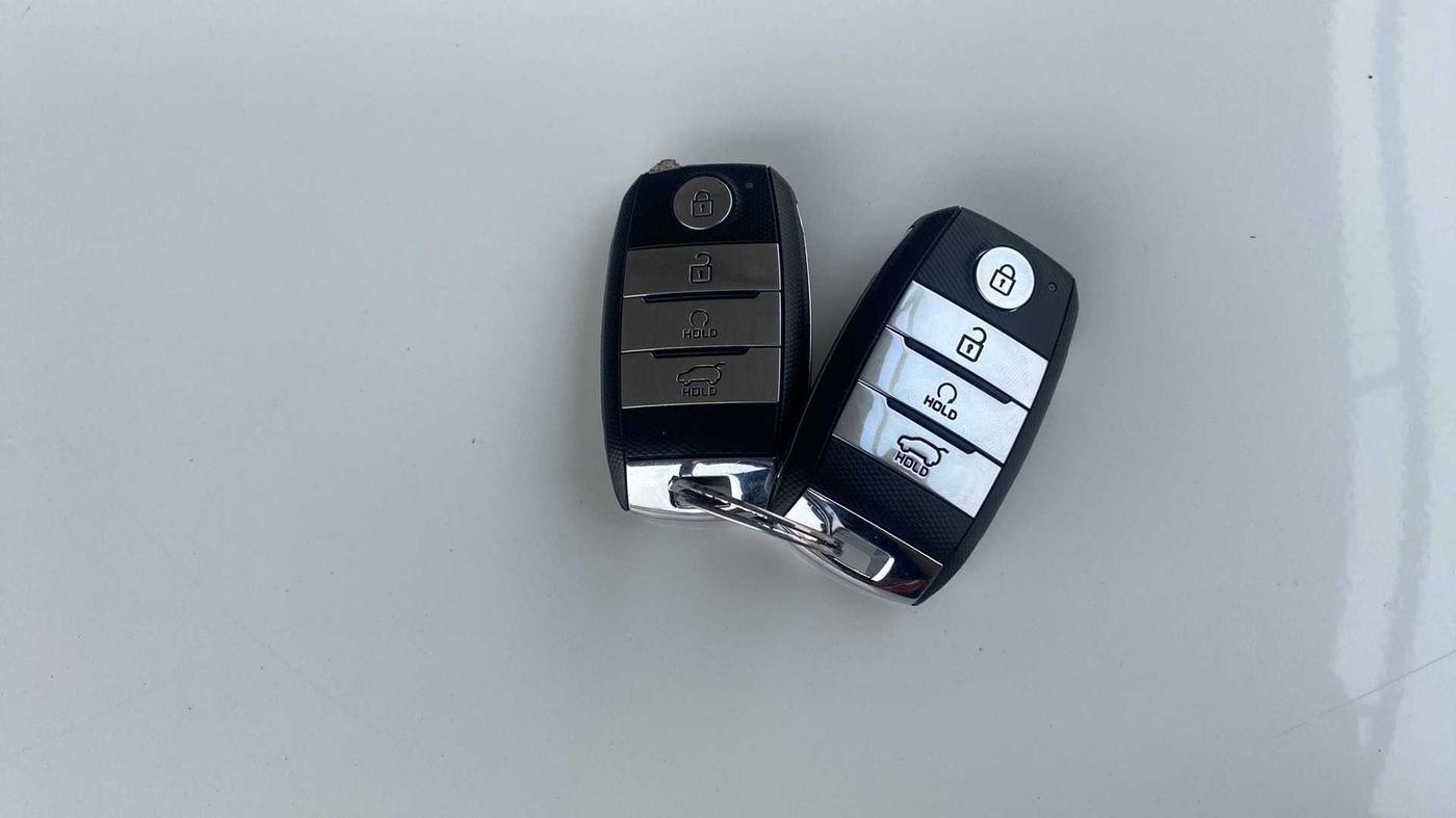 2022 KIA SELTOS HTK PLUS 1.5 DIESEL, Diesel, Manual, 25,120 km, Key Close Up