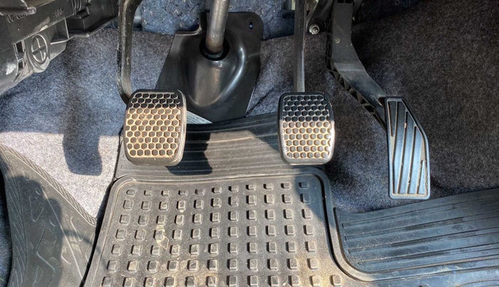 2020 Maruti Alto VXI PLUS, Petrol, Manual, 8,266 km, Pedals