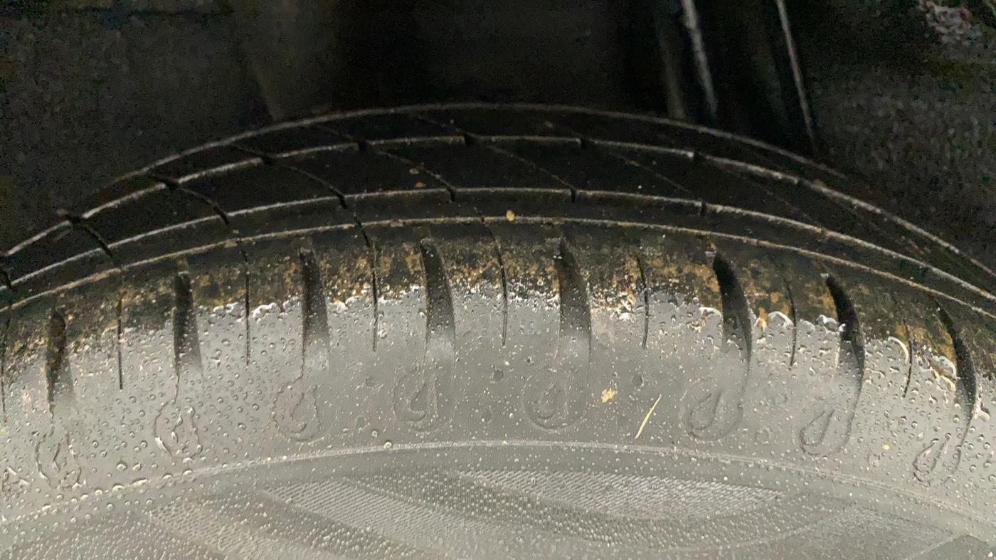 2021 Datsun Redi Go A, Petrol, Manual, 19,941 km, Right Rear Tyre Tread