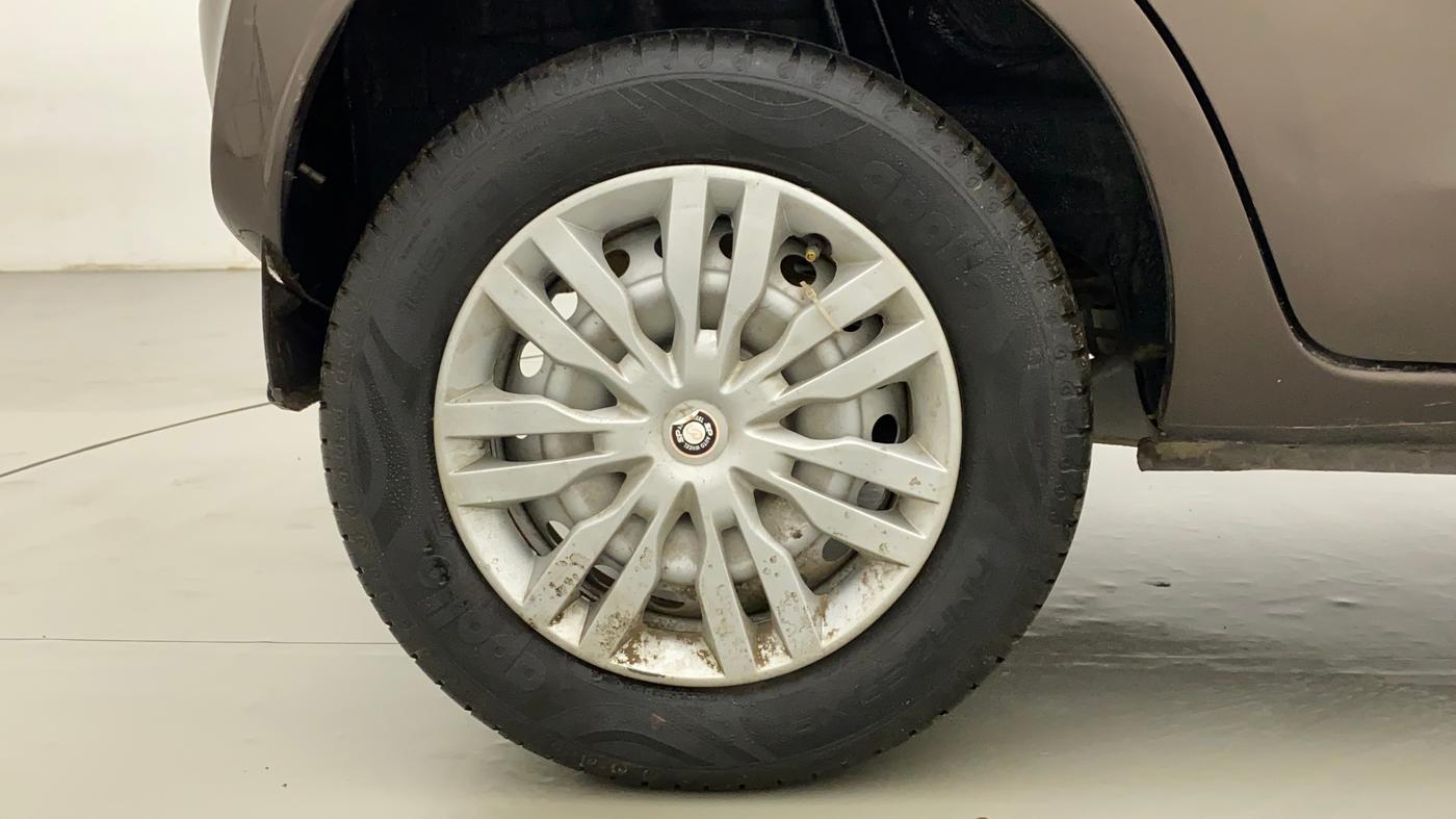 2021 Datsun Redi Go A, Petrol, Manual, 19,941 km, Right Rear Wheel