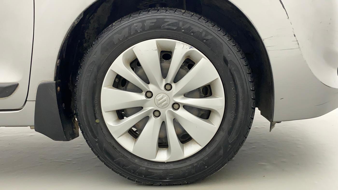 2017 Maruti Baleno DELTA PETROL 1.2, Petrol, Manual, 25,367 km, Right Front Wheel