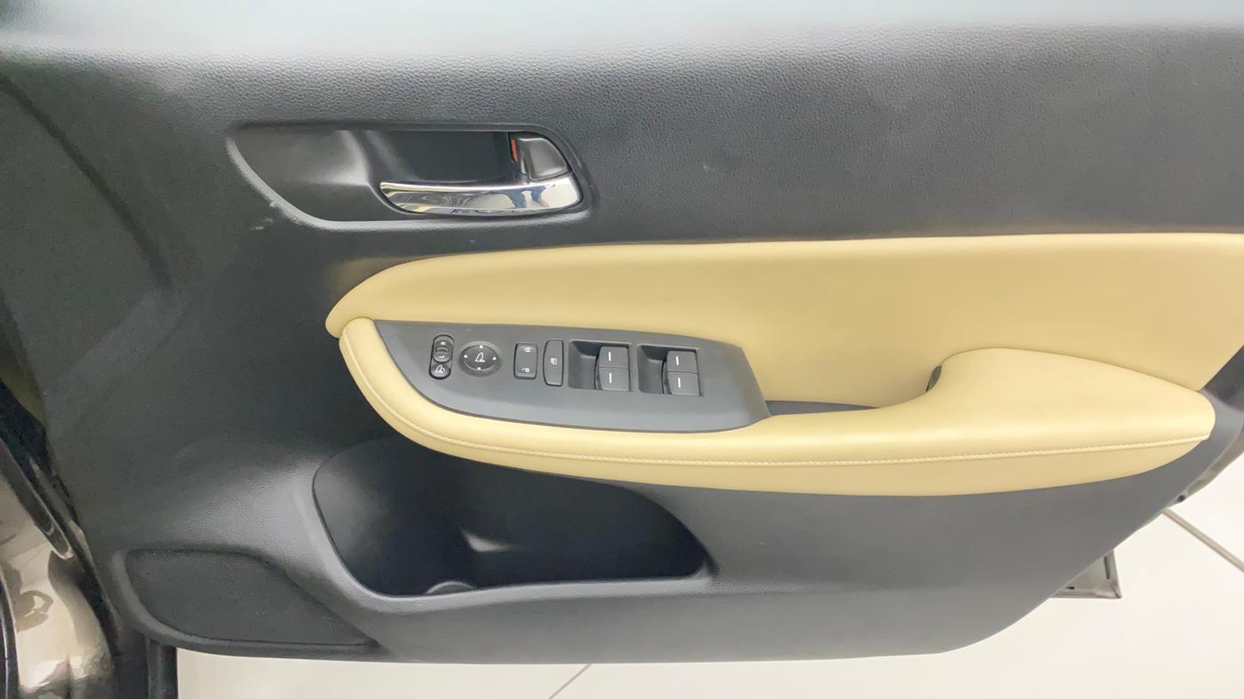 2021 Honda City 1.5L I-VTEC ZX, Petrol, Manual, 10,756 km, Driver Side Door Panels Control
