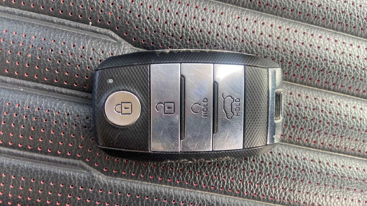 2022 KIA SONET GTX PLUS 1.0 DCT DUAL TONE, Petrol, Automatic, 12,221 km, Key Close Up