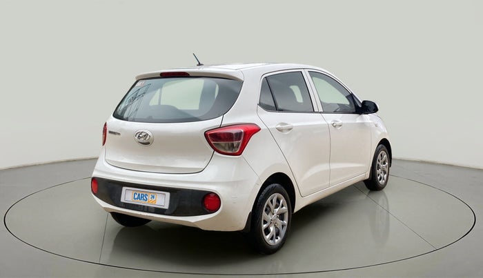 2018 Hyundai Grand i10 MAGNA 1.2 KAPPA VTVT, Petrol, Manual, 71,176 km, Right Back Diagonal