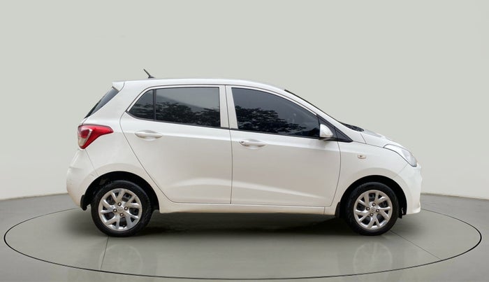 2018 Hyundai Grand i10 MAGNA 1.2 KAPPA VTVT, Petrol, Manual, 71,176 km, Right Side View