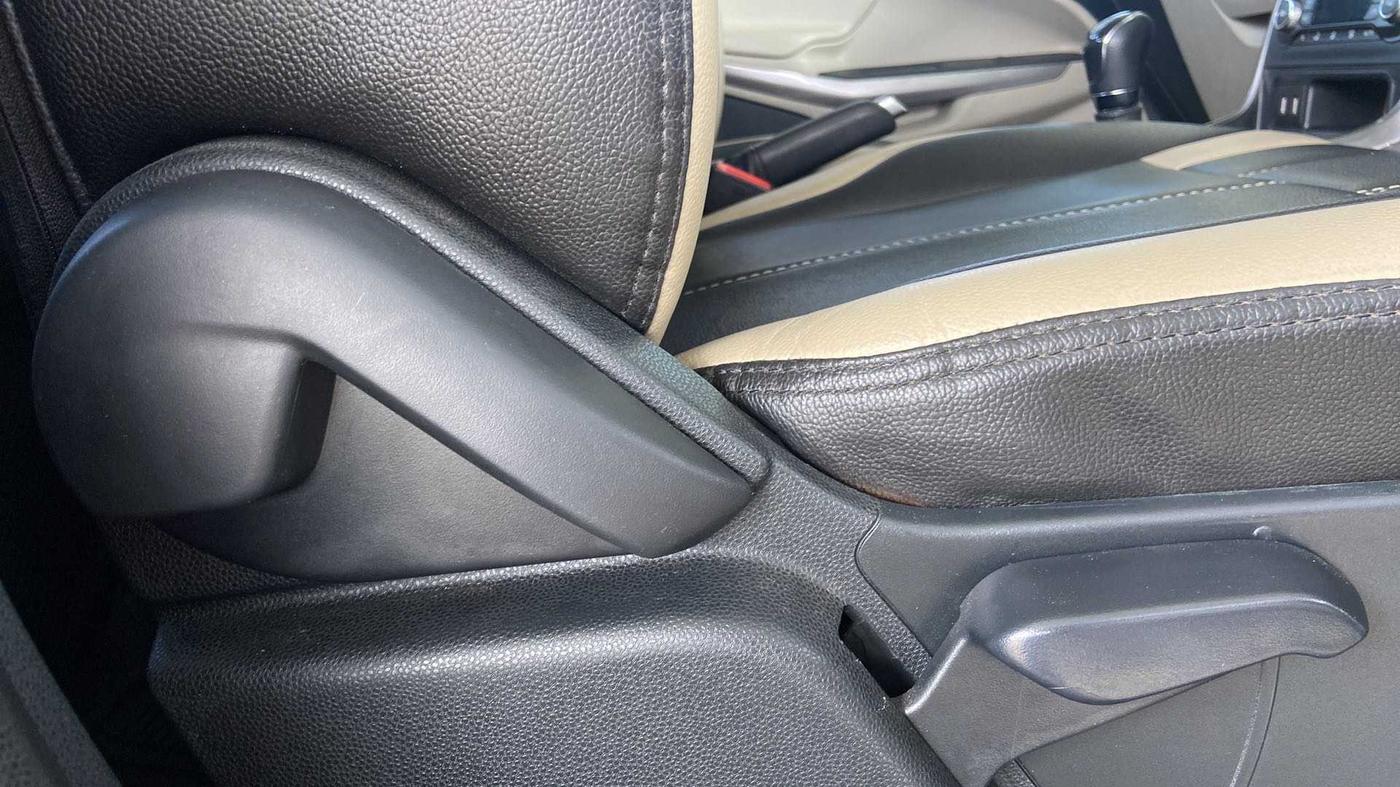 2019 Ford Ecosport TITANIUM 1.5L DIESEL, Diesel, Manual, 34,354 km, Driver Side Adjustment Panel