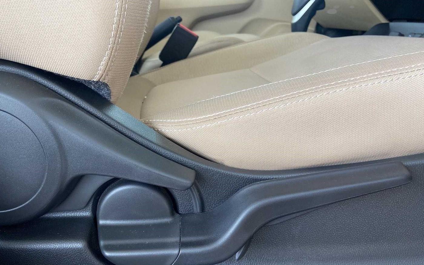 2023 Honda Amaze 1.2L I-VTEC VX CVT, Petrol, Automatic, 9,389 km, Driver Side Adjustment Panel
