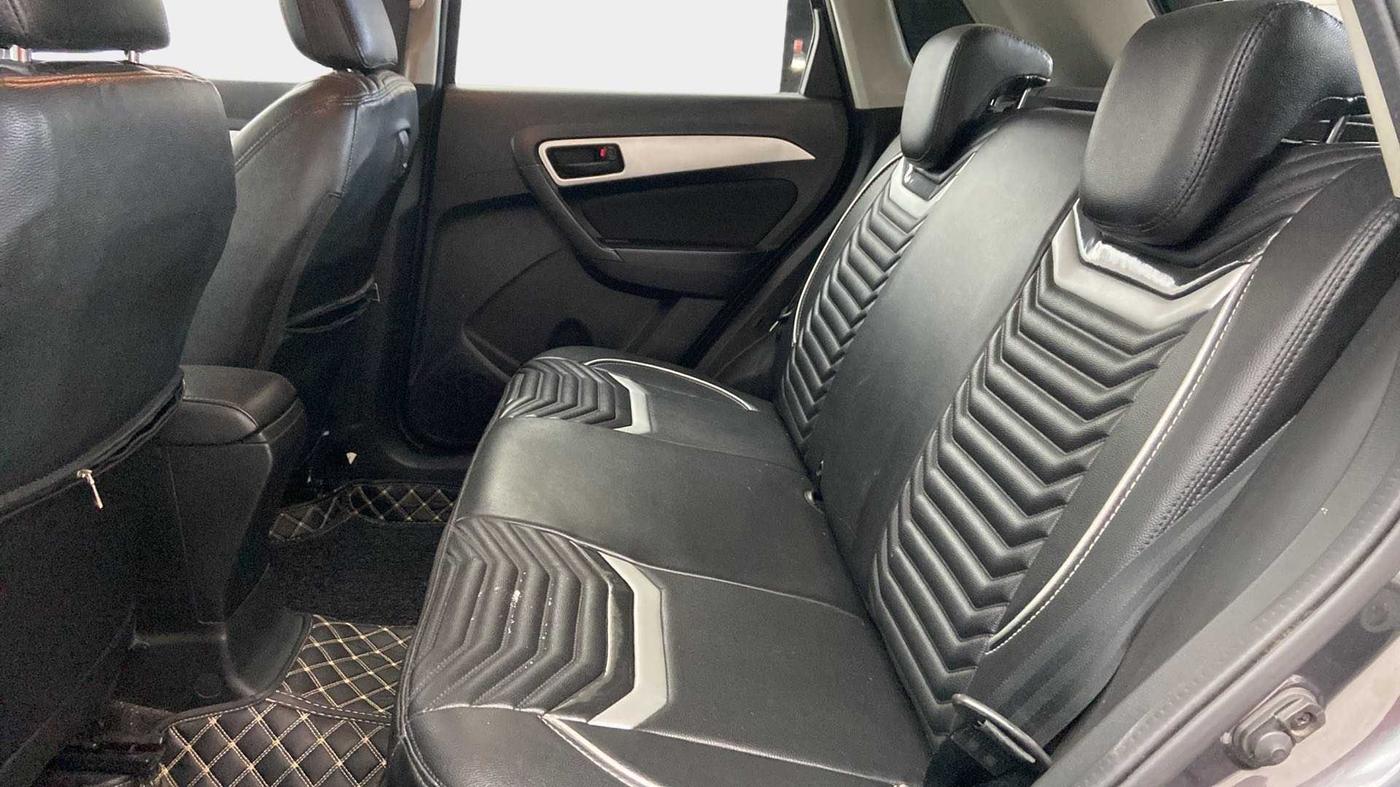 2021 Maruti Vitara Brezza VXI, Petrol, Manual, 25,562 km, Right Side Rear Door Cabin