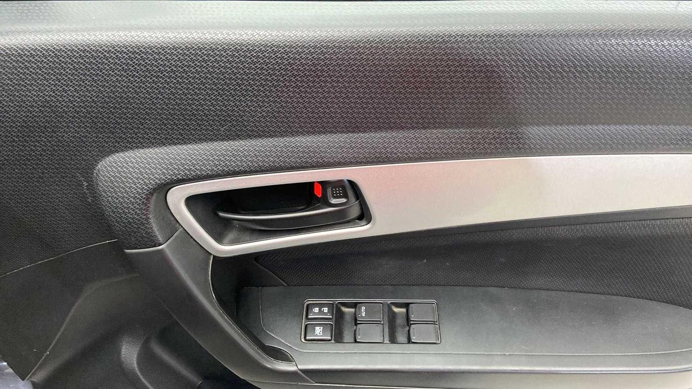 2021 Maruti Vitara Brezza VXI, Petrol, Manual, 25,562 km, Driver Side Door Panels Control