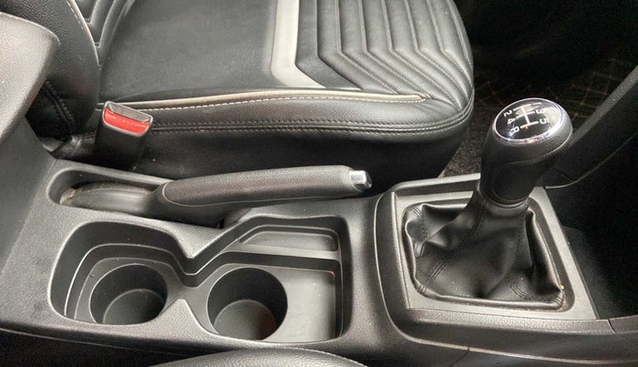 2021 Maruti Vitara Brezza VXI, Petrol, Manual, 25,562 km, Gear Lever