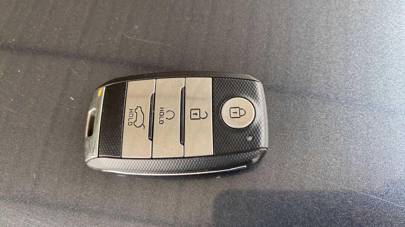 2022 KIA SELTOS HTK PLUS 1.5, Petrol, Manual, 16,169 km, Key Close Up