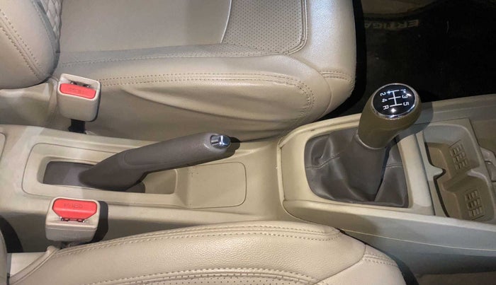 2022 Maruti Ertiga VXI CNG, CNG, Manual, 30,836 km, Gear Lever