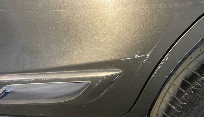 2022 Maruti Ertiga VXI CNG, CNG, Manual, 30,836 km, Rear left door - Minor scratches