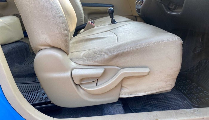 2014 Honda Brio S MT, Petrol, Manual, 46,804 km, Driver Side Adjustment Panel