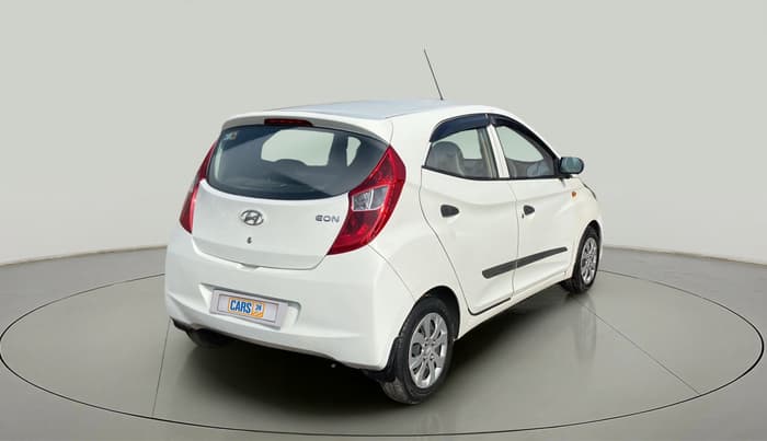 2017 Hyundai Eon MAGNA +, Petrol, Manual, 44,484 km, Right Back Diagonal