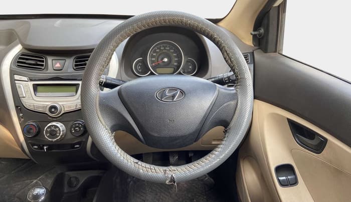 2017 Hyundai Eon MAGNA +, Petrol, Manual, 44,484 km, Steering Wheel Close Up