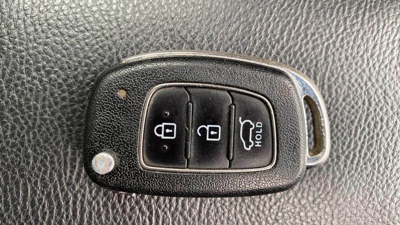 2017 Hyundai Elite i20 SPORTZ 1.2, Petrol, Manual, 50,000 km, Key Close Up