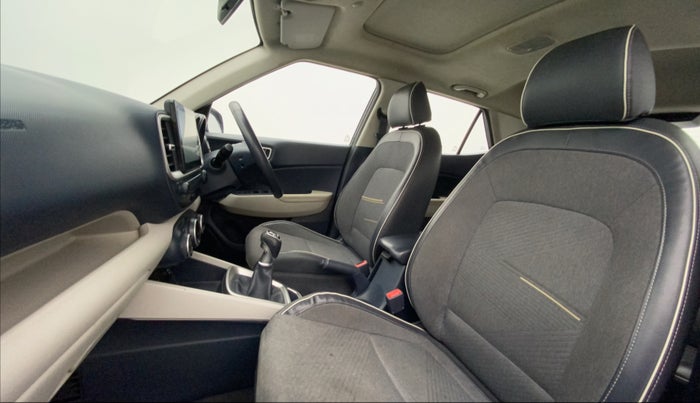 2019 Hyundai VENUE SX 1.0 TURBO DUAL TONE, Petrol, Manual, 75,919 km, Right Side Front Door Cabin