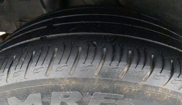 2019 Hyundai VENUE SX 1.0 TURBO DUAL TONE, Petrol, Manual, 75,919 km, Right Rear Tyre Tread