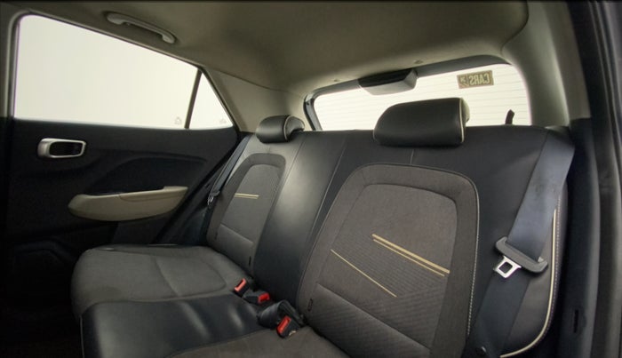 2019 Hyundai VENUE SX 1.0 TURBO DUAL TONE, Petrol, Manual, 75,919 km, Right Side Rear Door Cabin