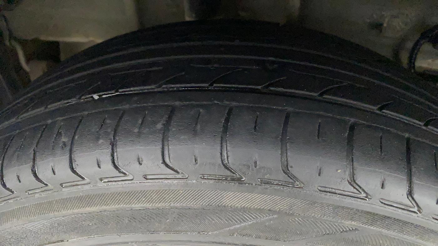 2019 Tata TIAGO NRG DIESEL, Diesel, Manual, 70,456 km, Right Rear Tyre Tread