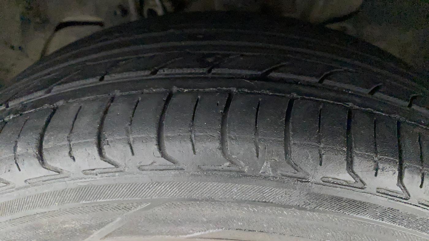2019 Tata TIAGO NRG DIESEL, Diesel, Manual, 70,456 km, Left Front Tyre Tread