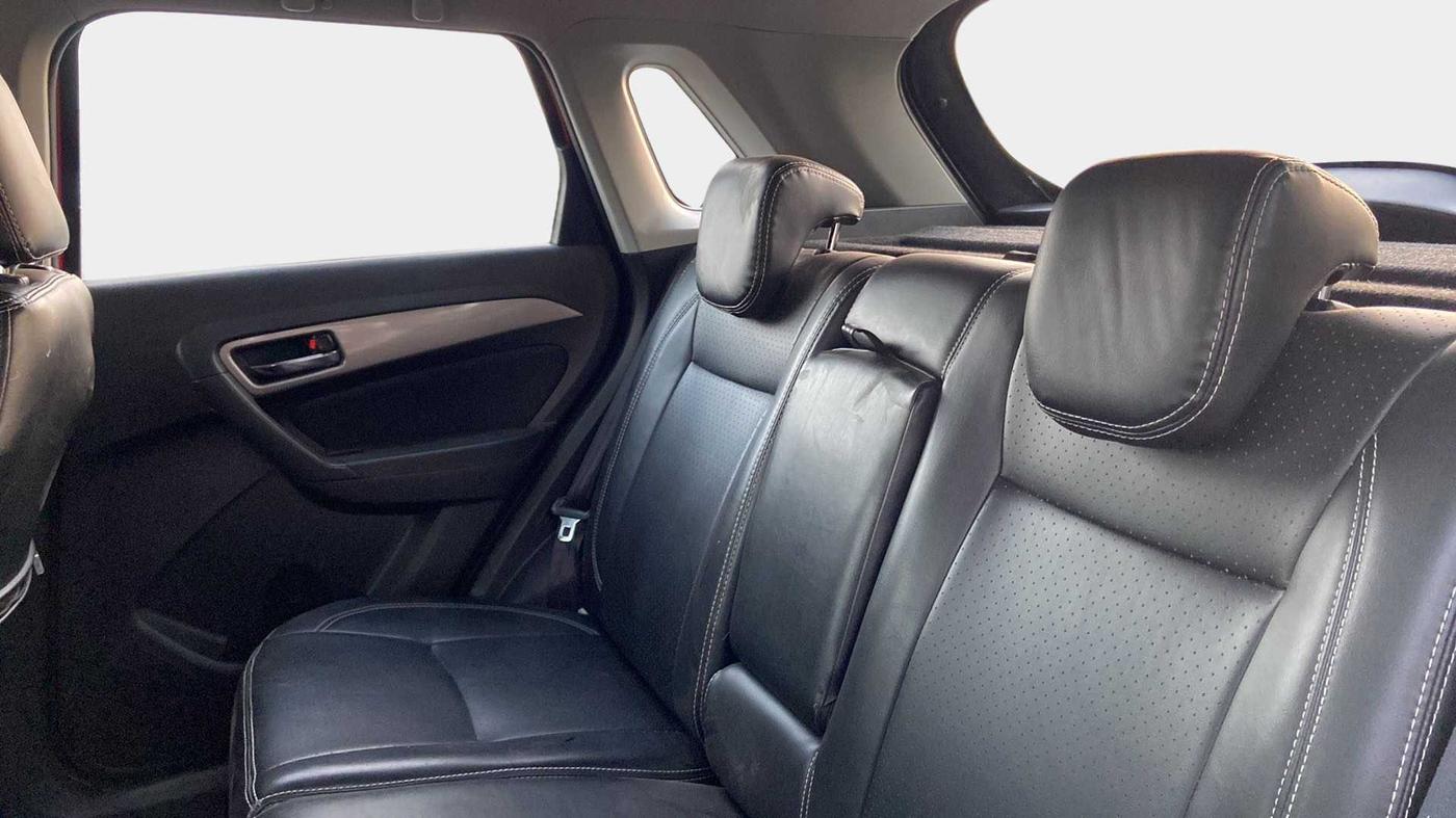 2016 Maruti Vitara Brezza ZDI PLUS DUAL TONE, Diesel, Manual, 76,349 km, Right Side Rear Door Cabin