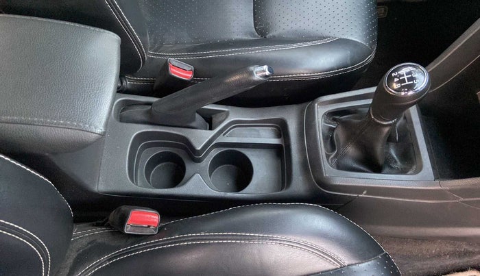 2016 Maruti Vitara Brezza ZDI PLUS DUAL TONE, Diesel, Manual, 76,349 km, Gear Lever