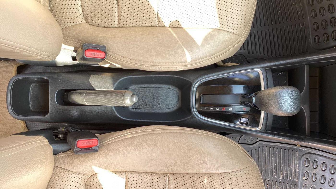 2019 Honda Amaze 1.2L I-VTEC S CVT, Petrol, Automatic, 36,516 km, Gear Lever