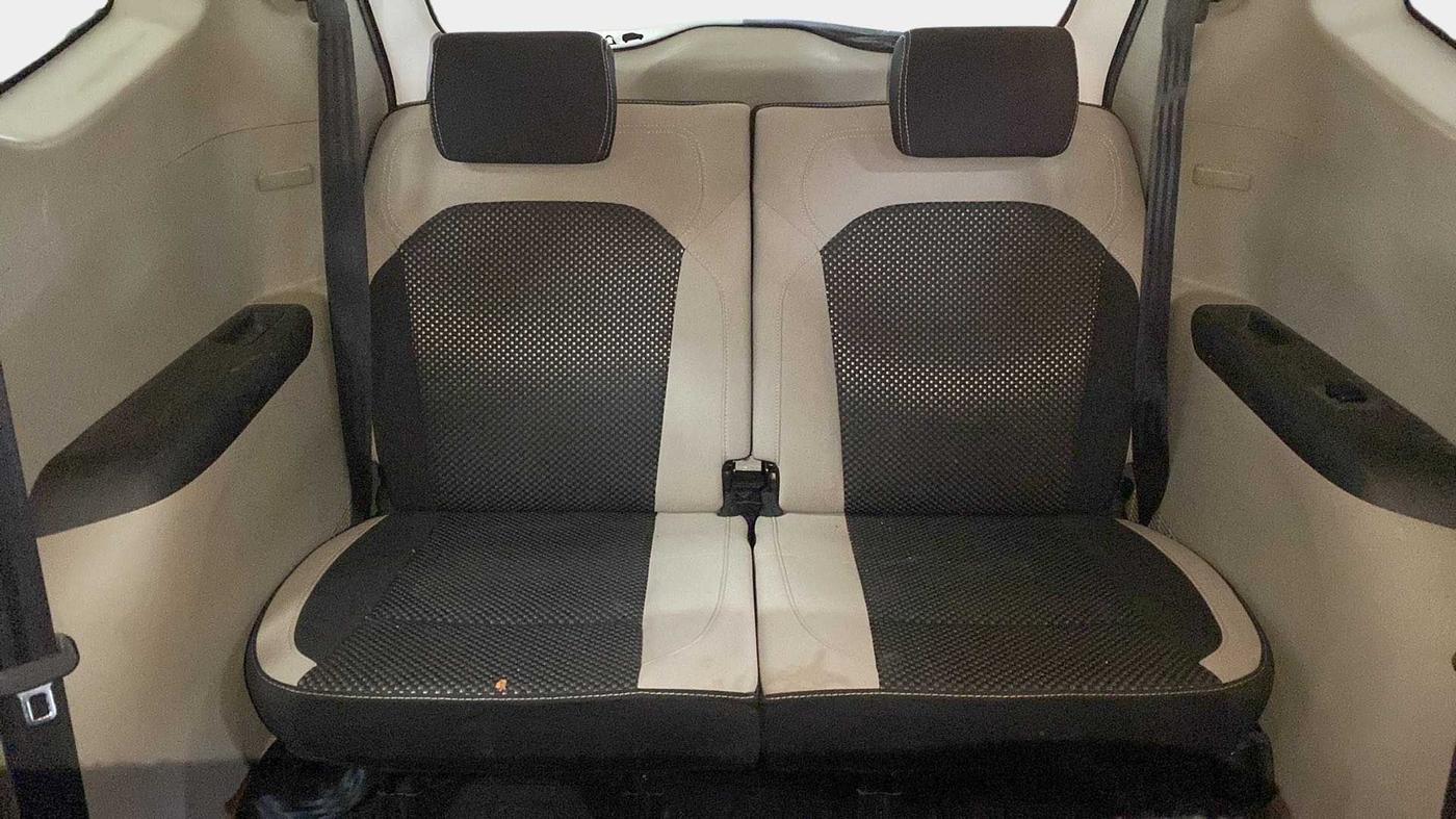 2019 Renault TRIBER RXZ, Petrol, Manual, 22,475 km, Third Seat Row ( optional )