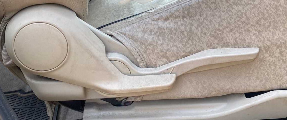2019 Maruti Dzire VXI, Petrol, Manual, 35,597 km, Driver Side Adjustment Panel