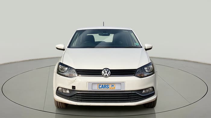 2016 Volkswagen Polo HIGHLINE1.2L, Petrol, Manual, 49,873 km, Front