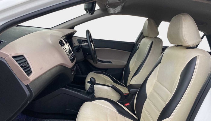 2017 Hyundai Elite i20 SPORTZ 1.2, Petrol, Manual, 36,117 km, Right Side Front Door Cabin