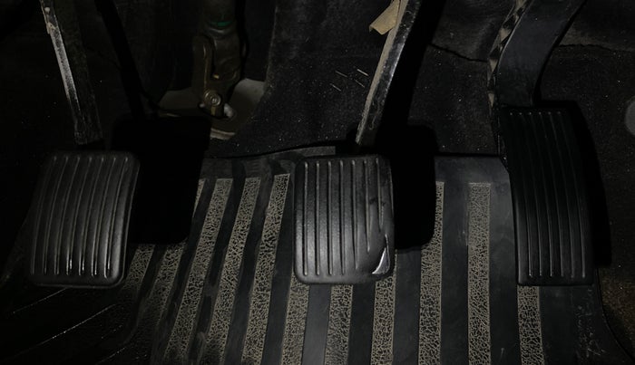 2016 Hyundai Grand i10 ASTA (O) 1.2 KAPPA VTVT, CNG, Manual, 1,16,049 km, Pedals