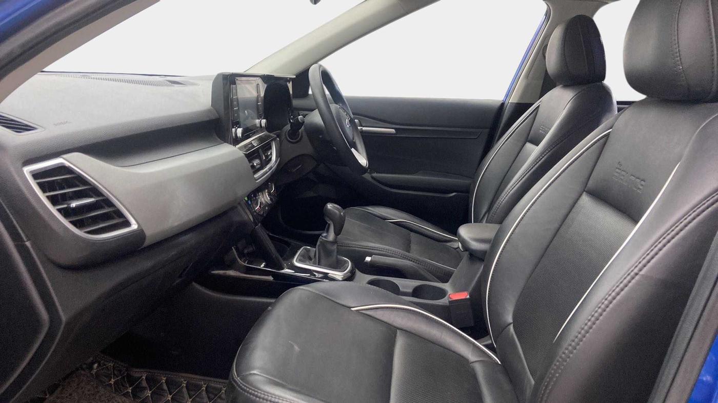 2019 KIA SELTOS HTK PLUS 1.5, Petrol, Manual, 43,519 km, Right Side Front Door Cabin