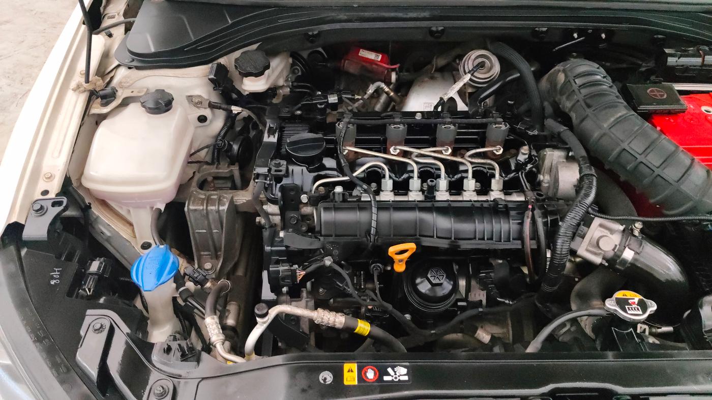 2017 Hyundai New Elantra 1.6 SX (O) AT DIESEL, Diesel, Automatic, 69,537 km, Engine View - Right