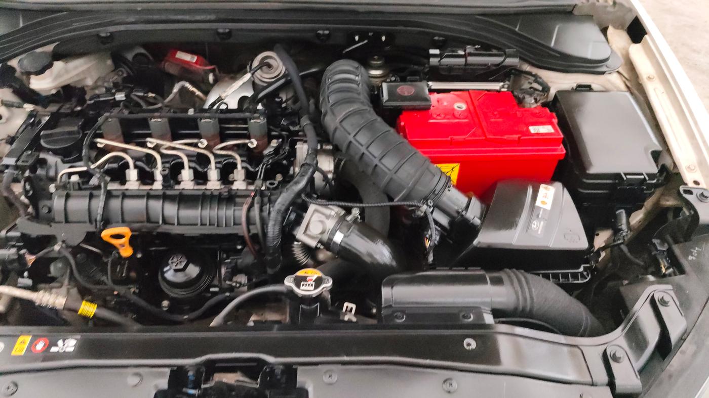2017 Hyundai New Elantra 1.6 SX (O) AT DIESEL, Diesel, Automatic, 69,537 km, Engine View - Left