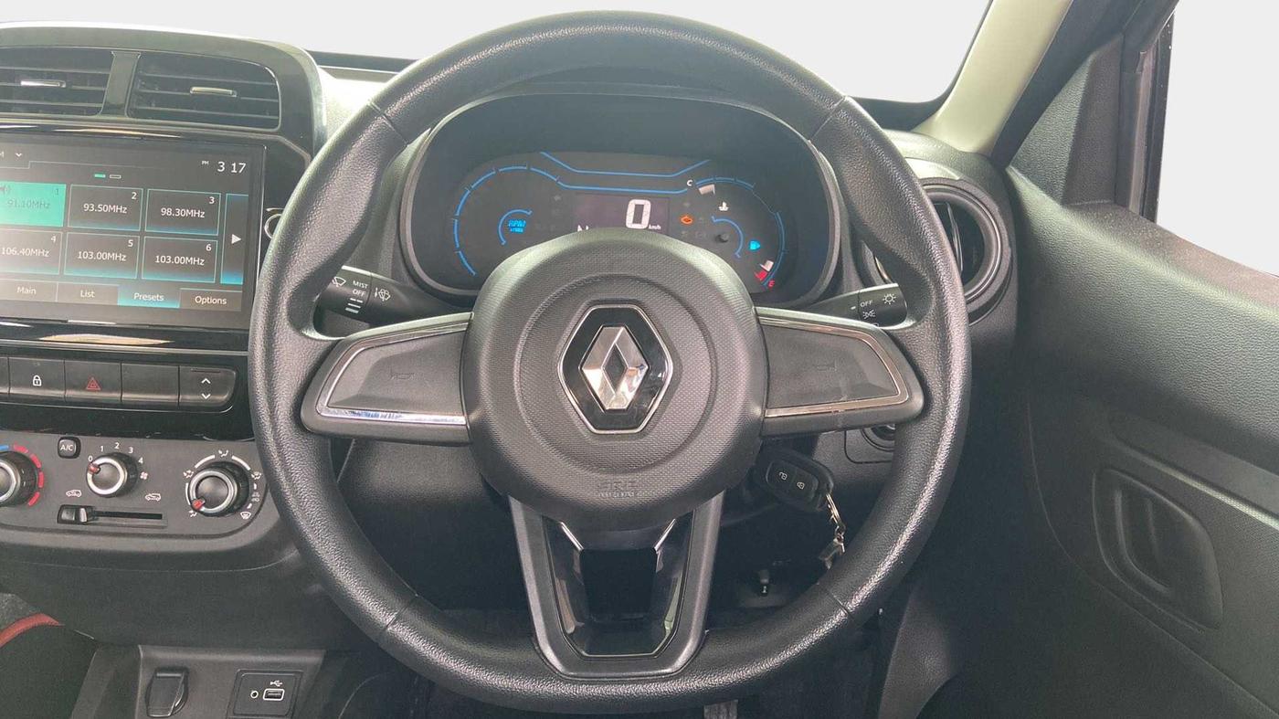 2022 Renault Kwid RXT 1.0 AMT, Petrol, Automatic, 23,156 km, Steering Wheel Close Up