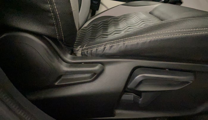 2021 Tata NEXON XZA PLUS (O) PETROL, Petrol, Automatic, 79,276 km, Driver Side Adjustment Panel