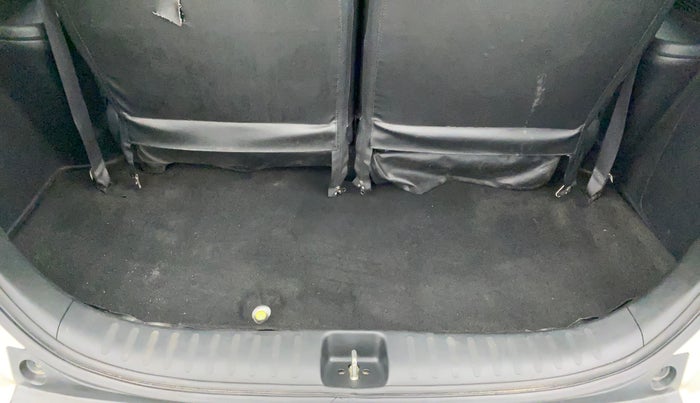 2016 Honda BR-V 1.5L I- DTEC V, Diesel, Manual, 95,136 km, Boot Inside