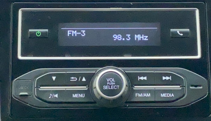 2016 Honda BR-V 1.5L I- DTEC V, Diesel, Manual, 95,136 km, Infotainment System